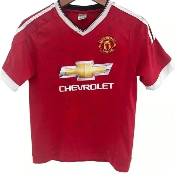 Manchester United Chevrolet Autographed Youth Large - Picture 1 of 10